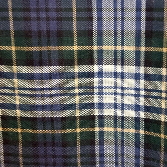 L L Bean plaid button down wrinkle free cotton shirt - Picture 3 of 3